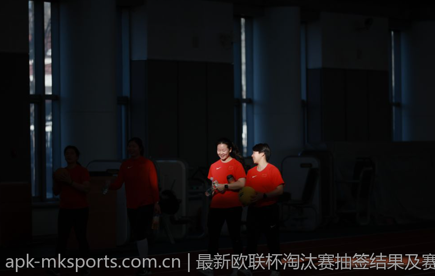 最新欧联杯淘汰赛抽签结果及赛程安排